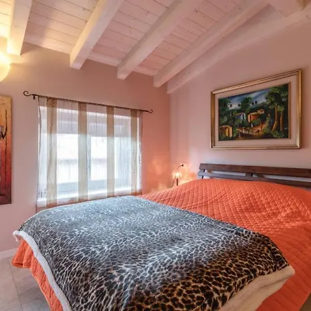 Le Due Dame Villa *